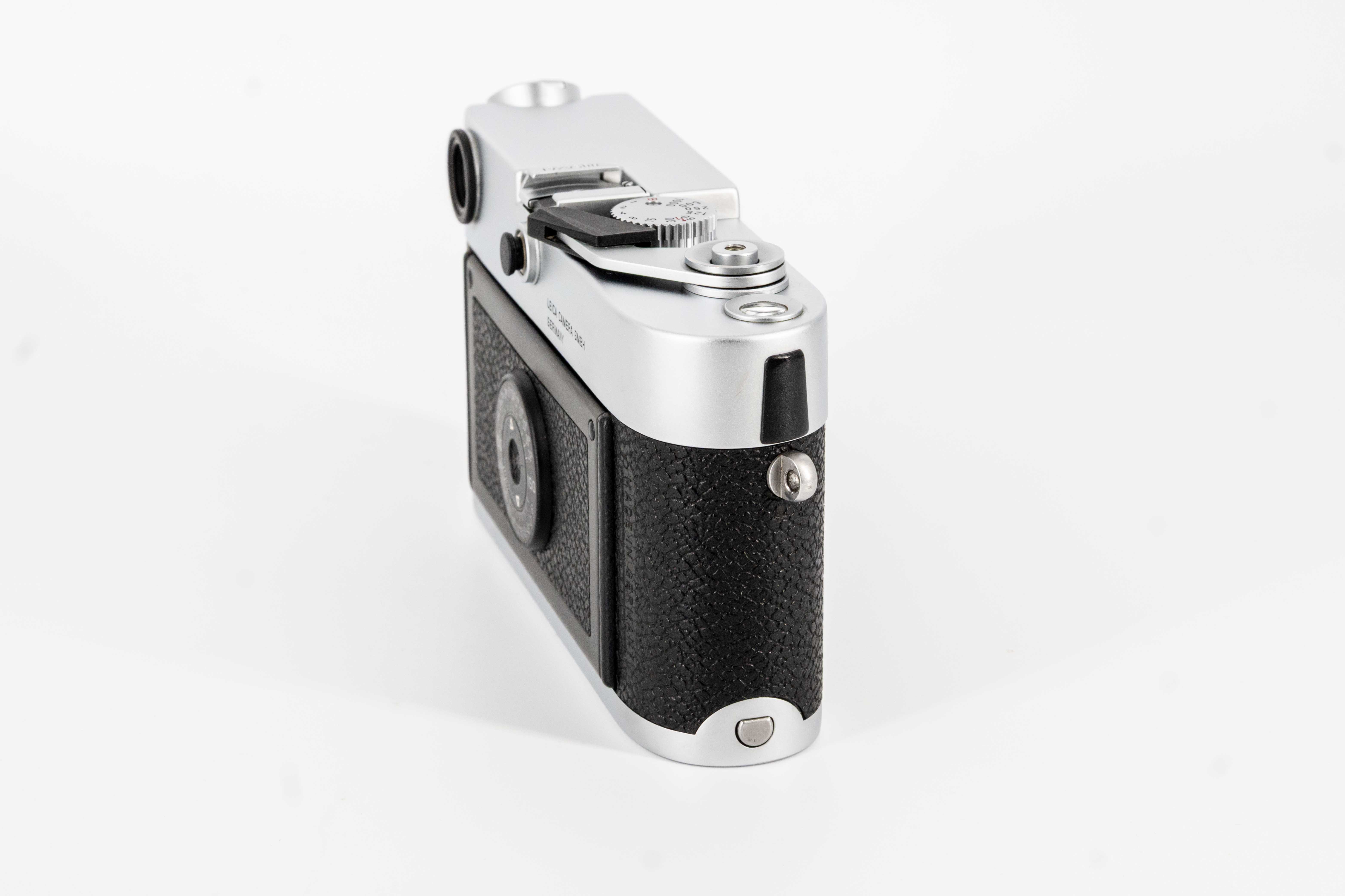 M6 , silbern verchromt