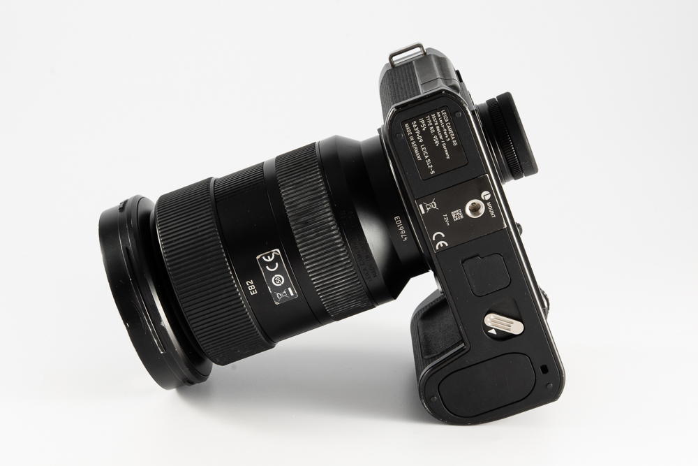 Leica SL2-S Kit (10880) mit Vario Elmarit SL 2.8/24-70mm (11189) (DEMO)