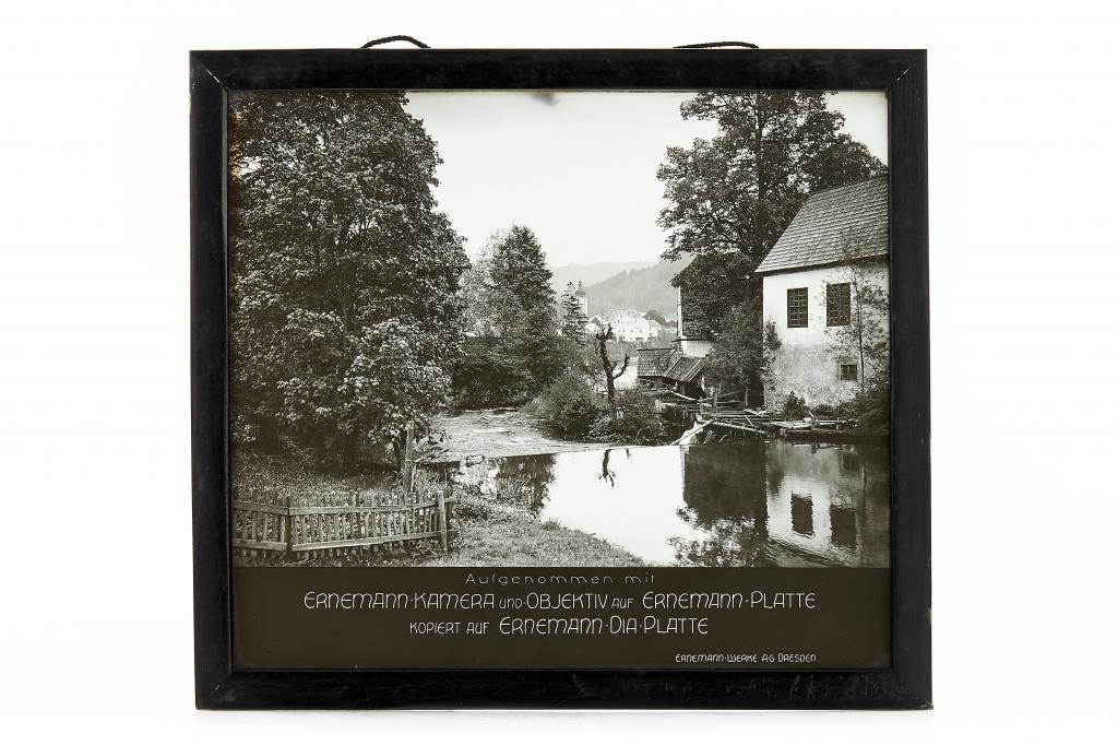 Ernemann Advertising Photographs (Lot) Ernemann Advertising Photographs (Lot)