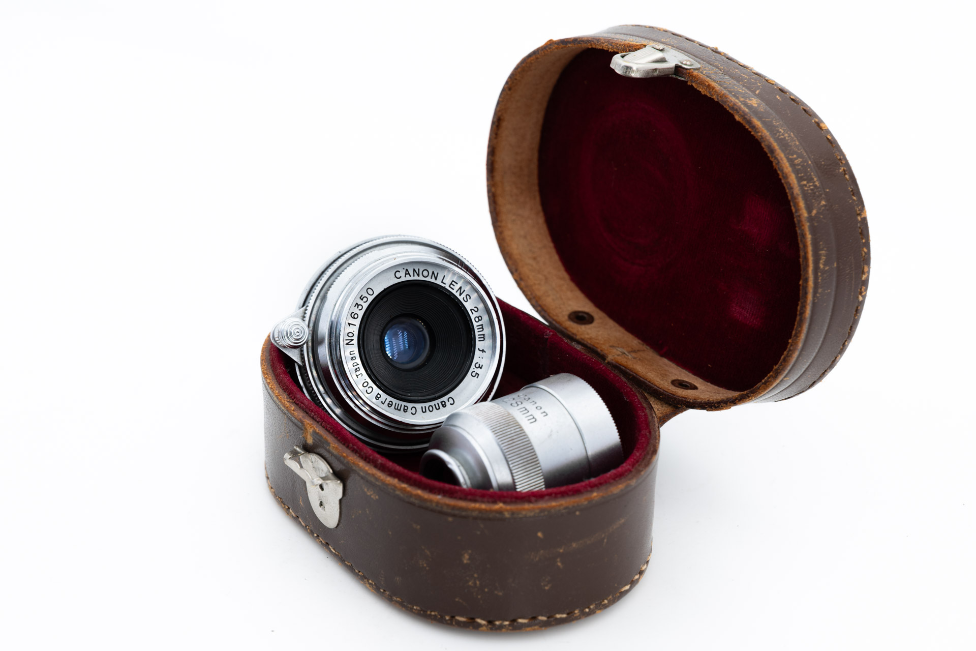 Canon 3.5/28mm LTM lens with viewfinder
