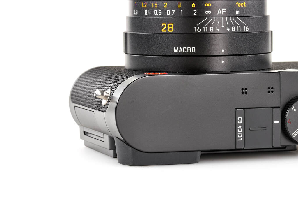 Leica Q3 19082 - with full guarantee