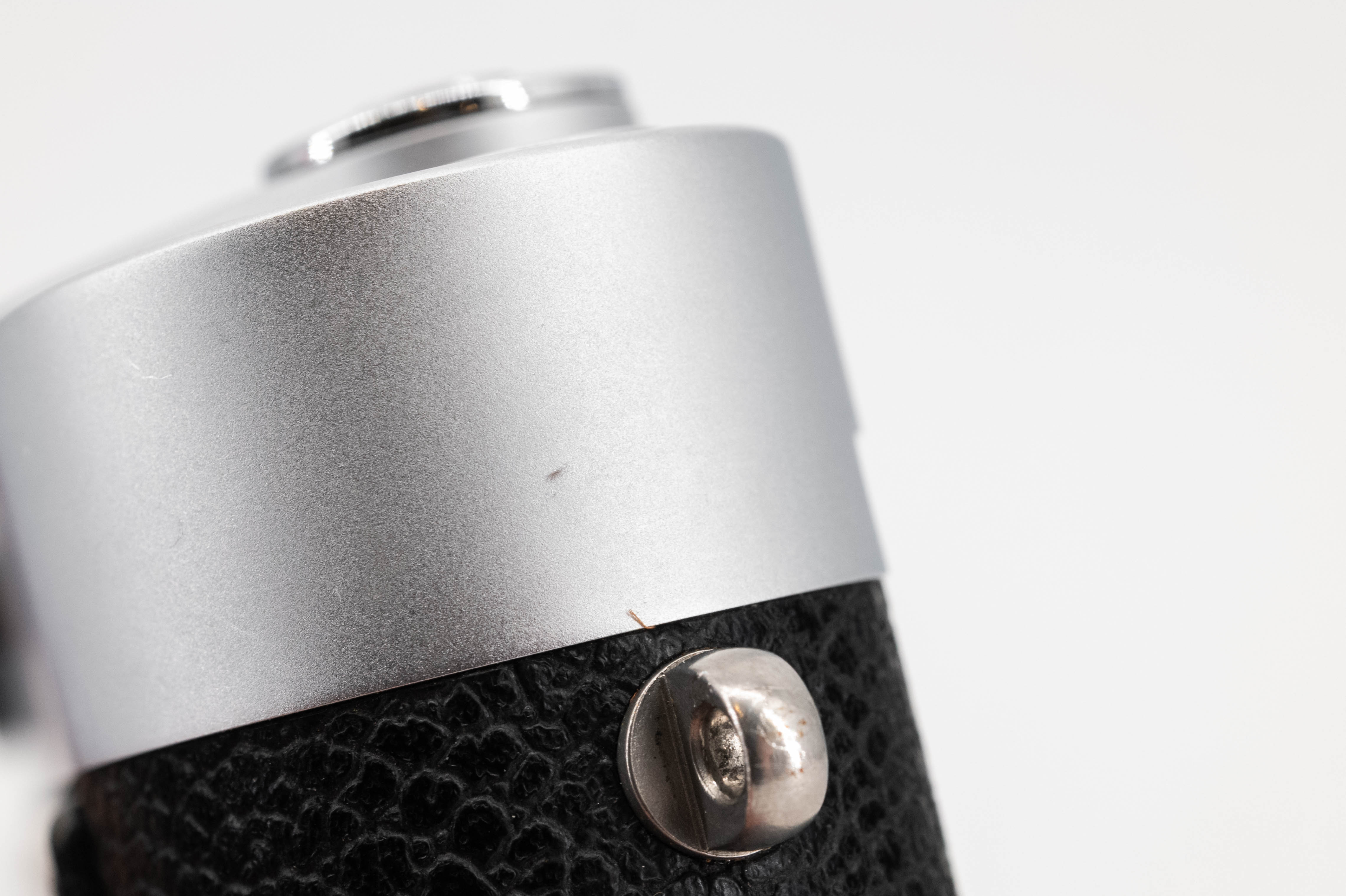 Leica MP 0.72x Silver Chrome 10301