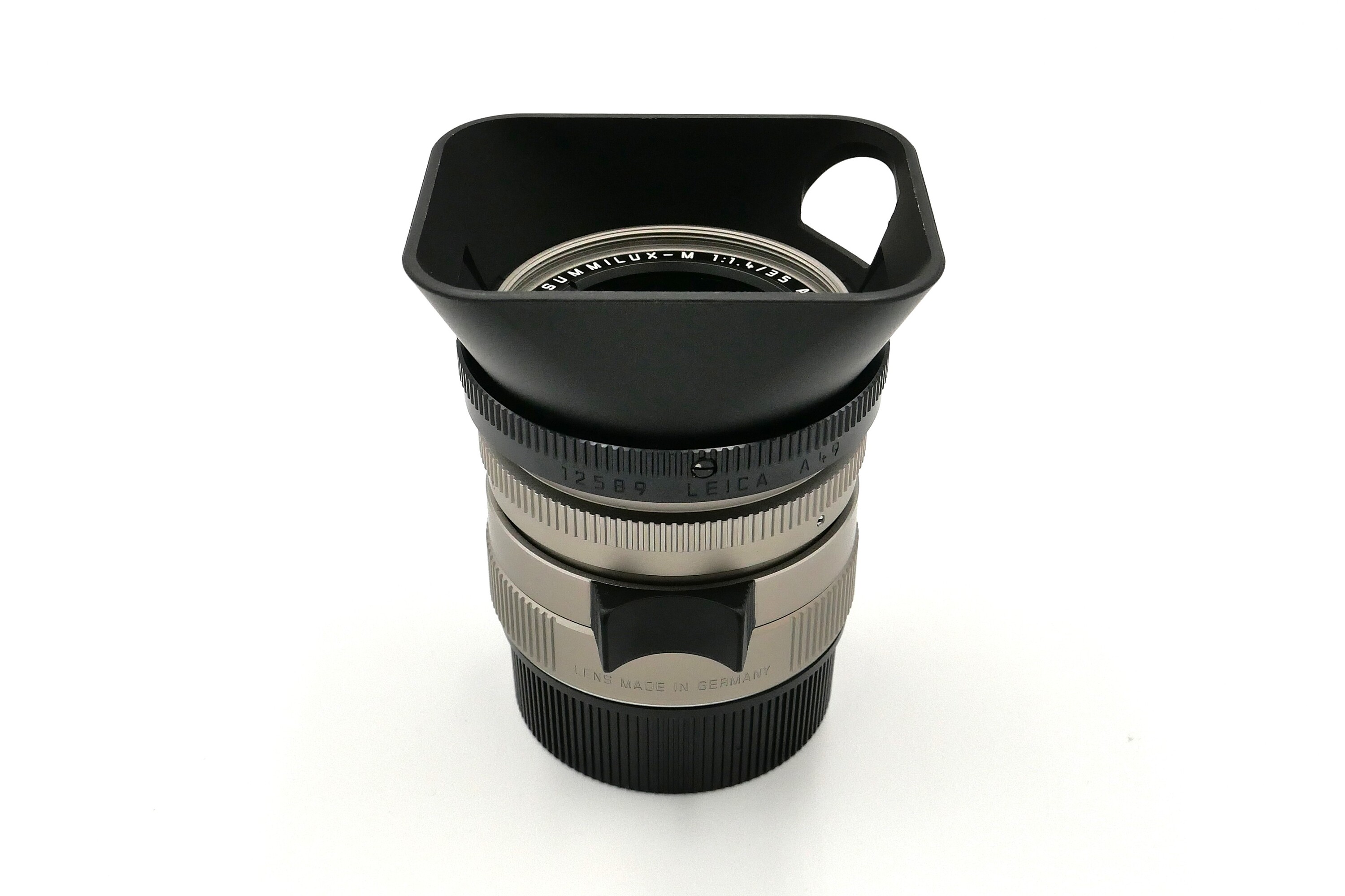 Leica Summilux-M 35mm f1.4 ASPH, Titanium
