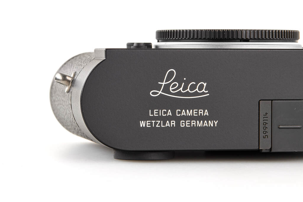 Leica M11-D 20221 black - like new with 2 years guarantee