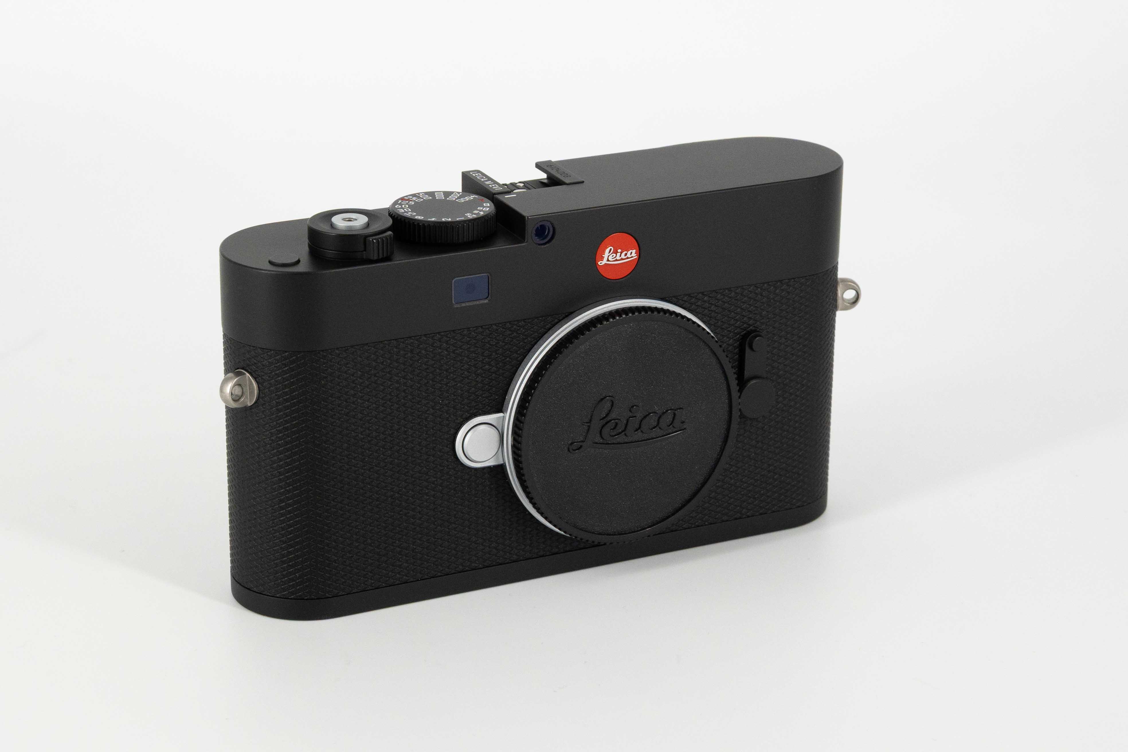 M EV1, painted black