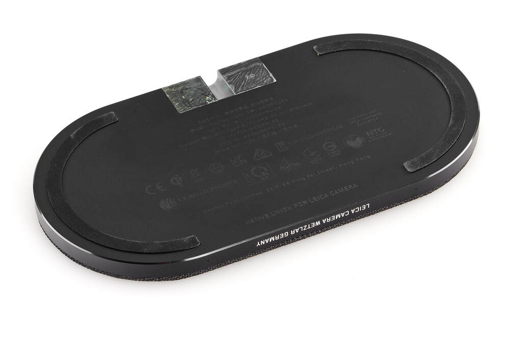 Leica 18899 Drop XL Wireless Charger f. Q3/Q3 43 - like new with 2 years warranty Leica 18899 Drop XL Wireless Charger f. Q3/Q3 43 - like new with 2 years warranty