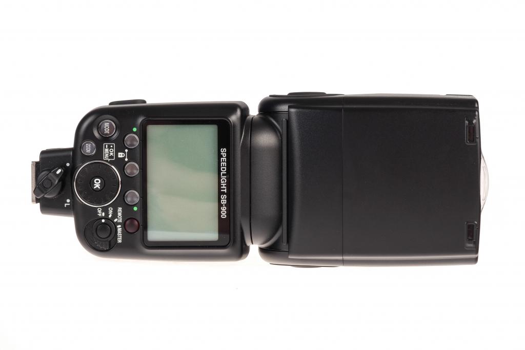 Nikon Speedlight SB-900 Nikon Speedlight SB-900