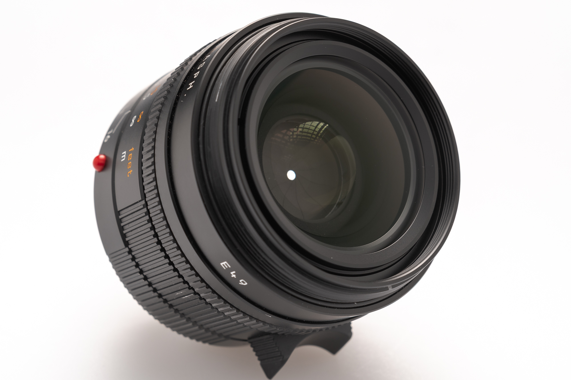Leica 28mm Summilux-M f/1.4 ASPH., Black Anodized Leica 28mm Summilux-M f/1.4 ASPH., Black Anodized