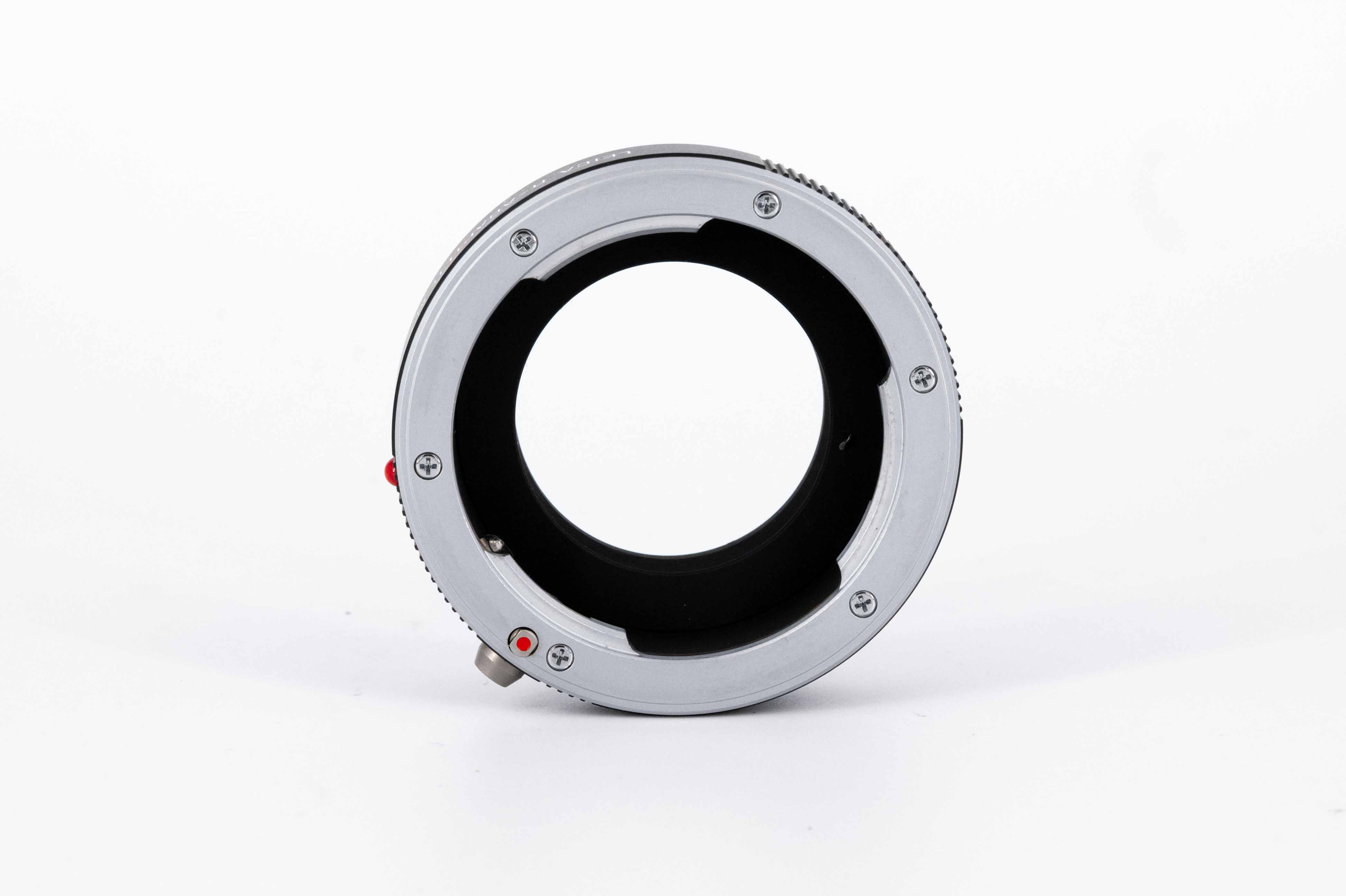 Leica R-to-M Adapter