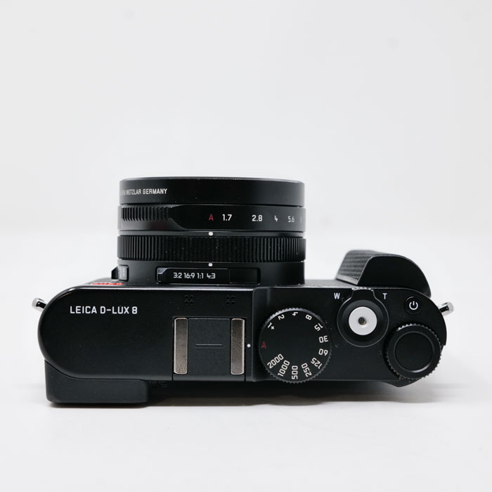 Leica D-LUX 8, schwarz lackiert