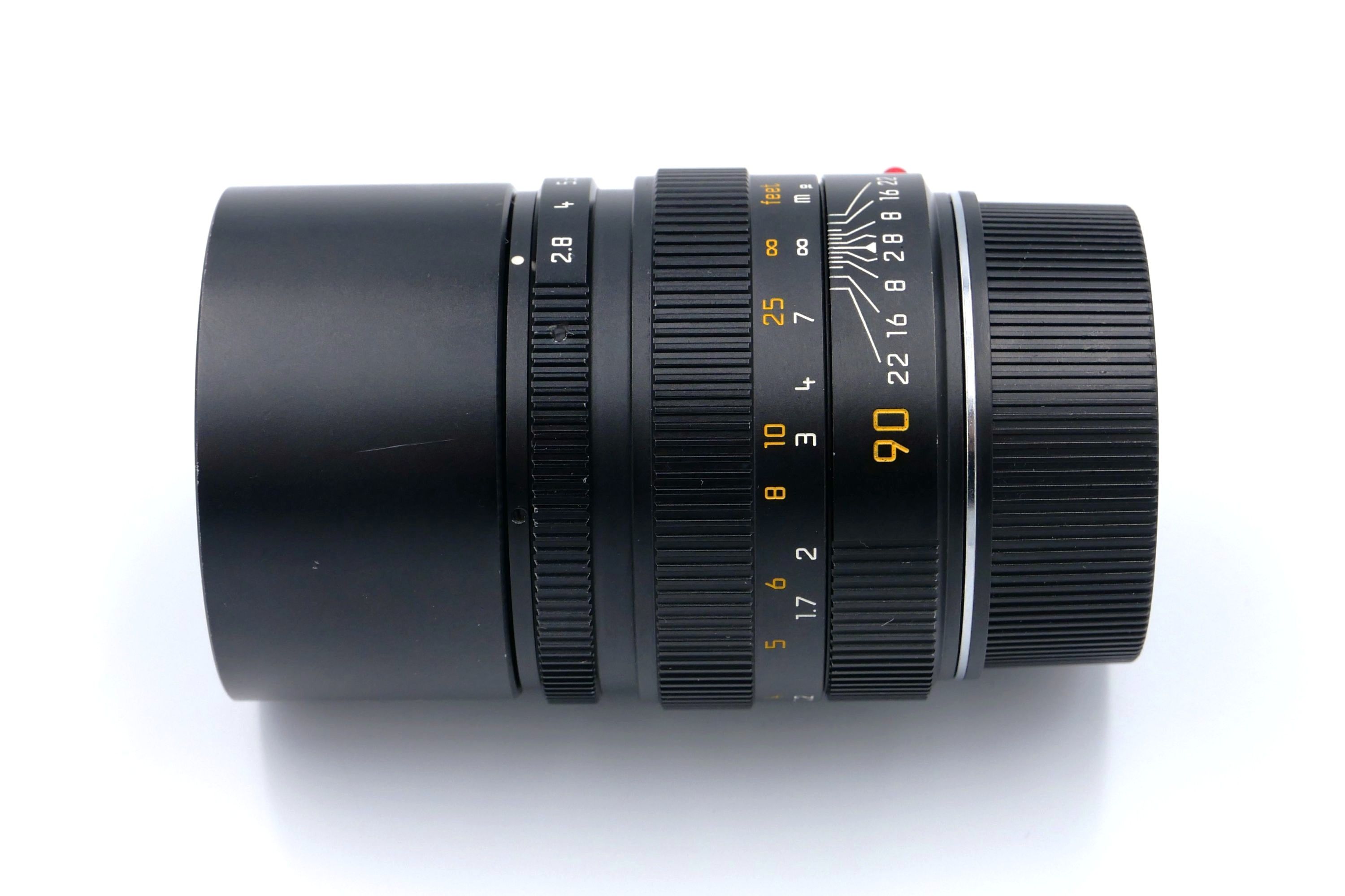 Leica Elmarit-M 90mm f2.8, black