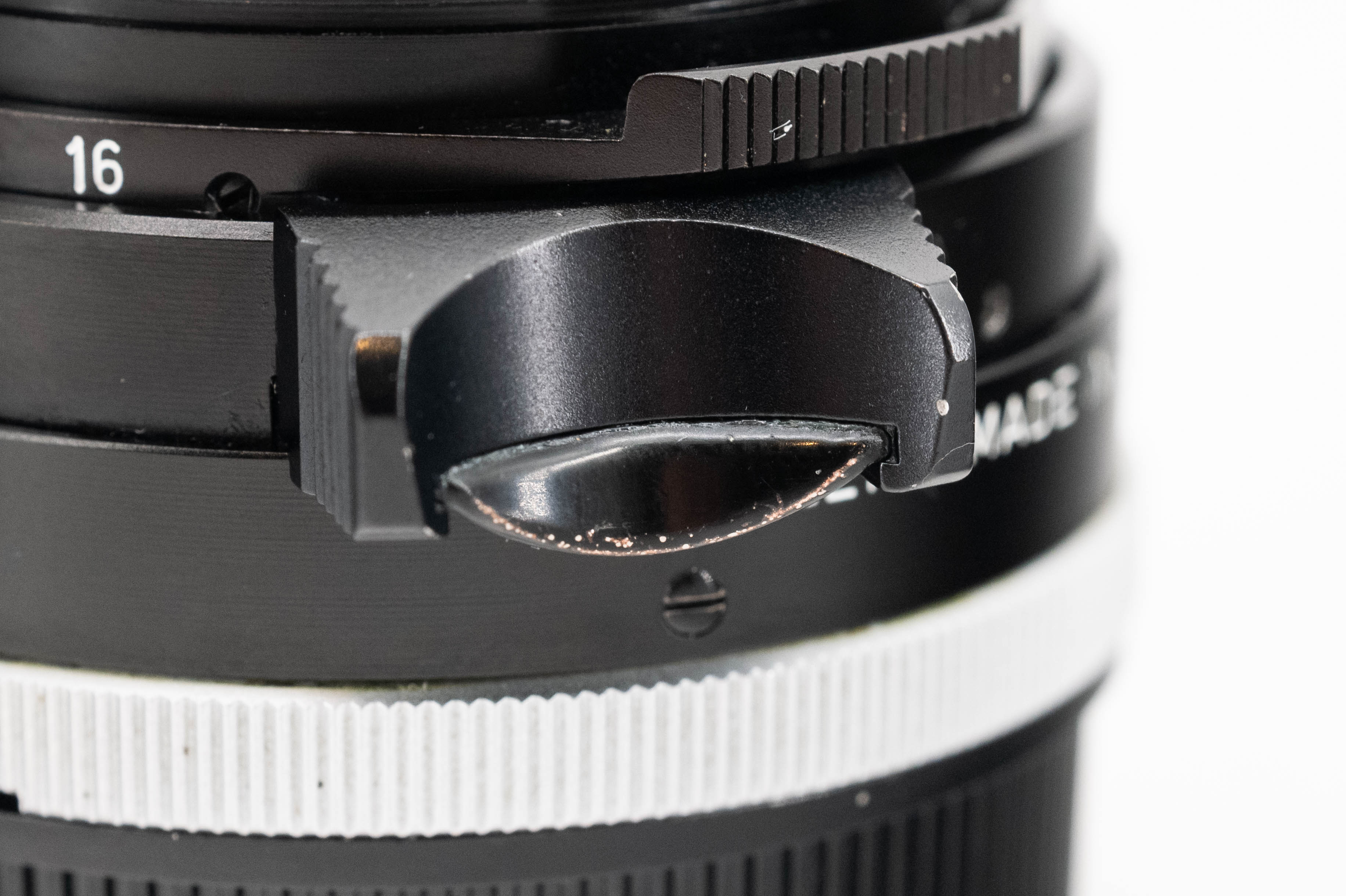 Leica Summilux-M 35mm f/1.4 Infinity Lock 11870