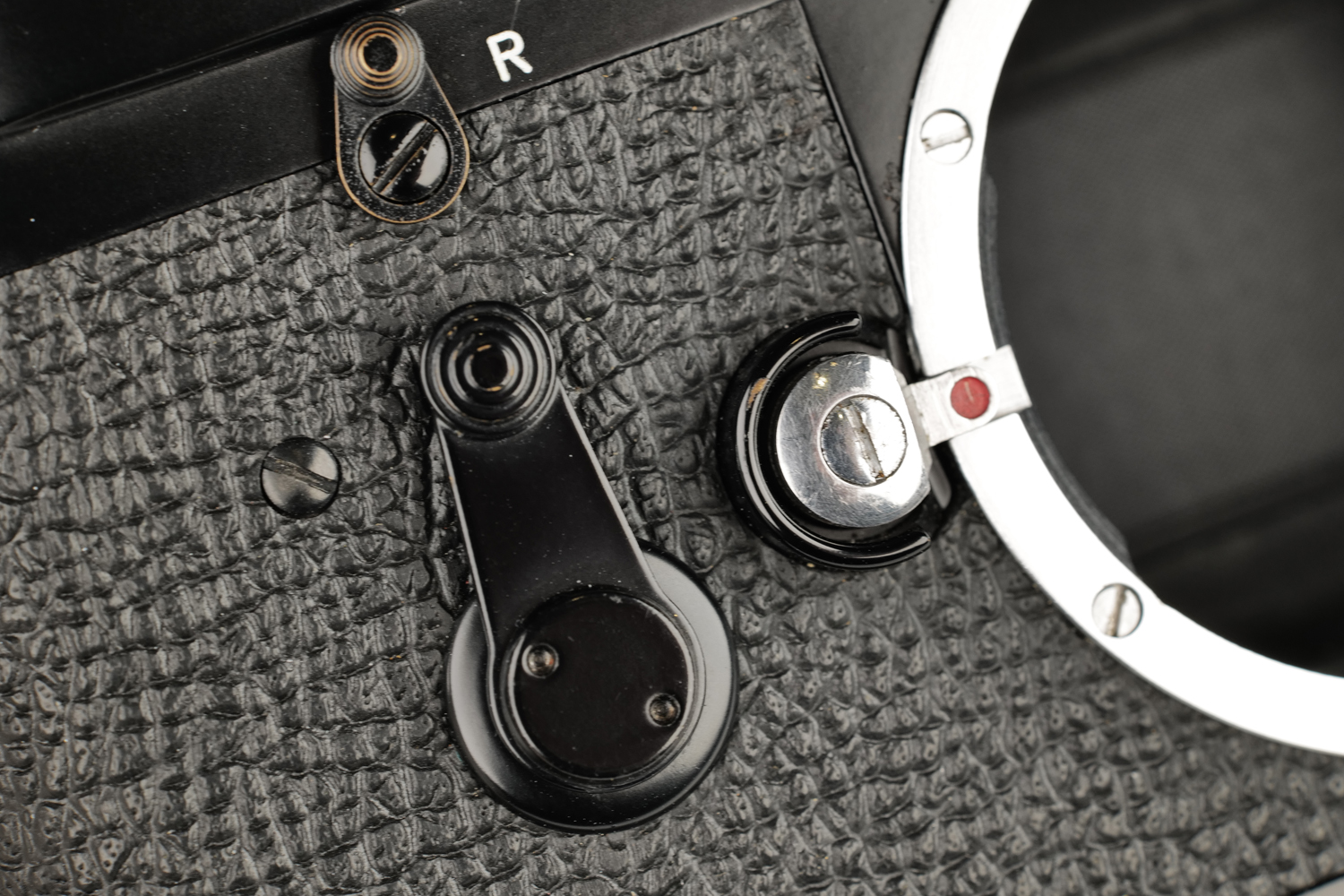 Leica M2, black paint