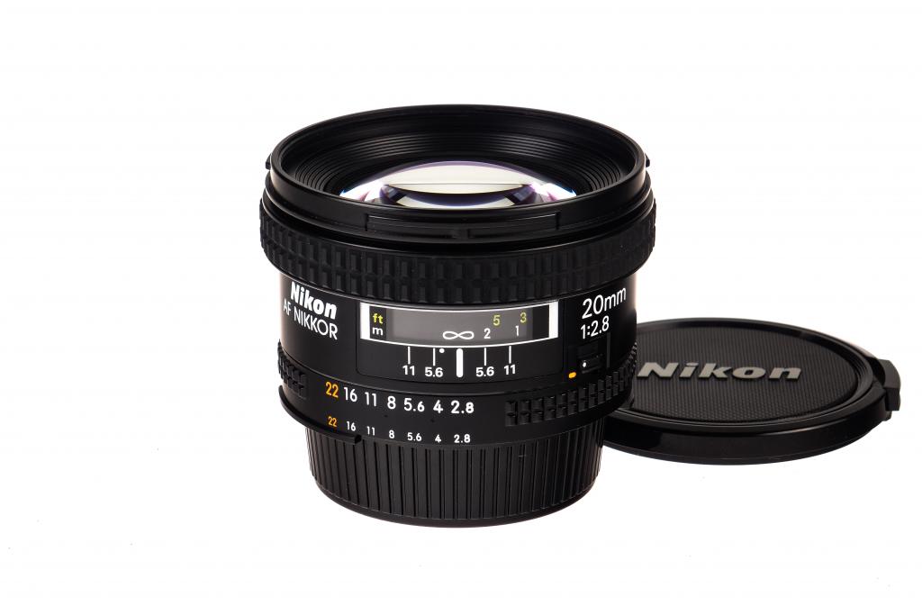 Nikon AF 20/2,8 Nikkor Nikon AF 20/2,8 Nikkor