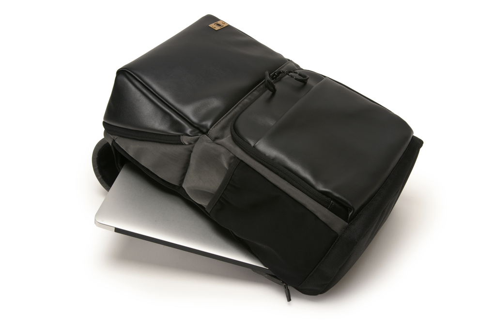 Artisan&Artist PVC leather/Nylon backpack ACAM BS0001 BKGY