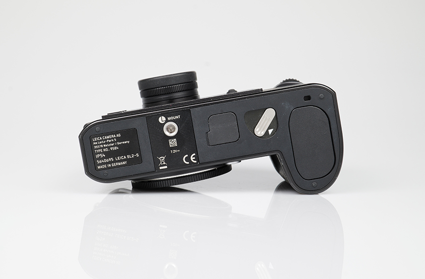 Leica SL2-S