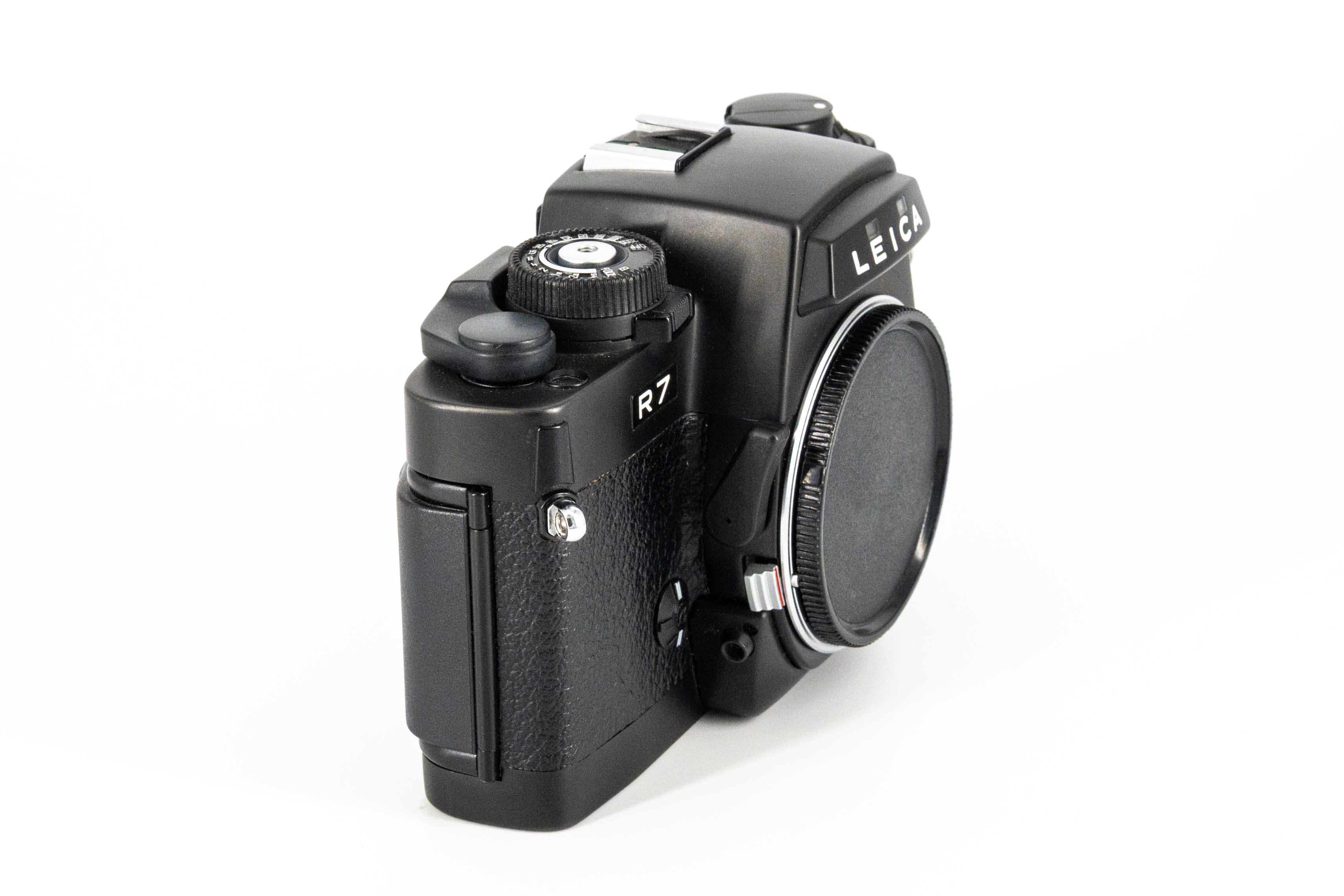 LEICA R7, black