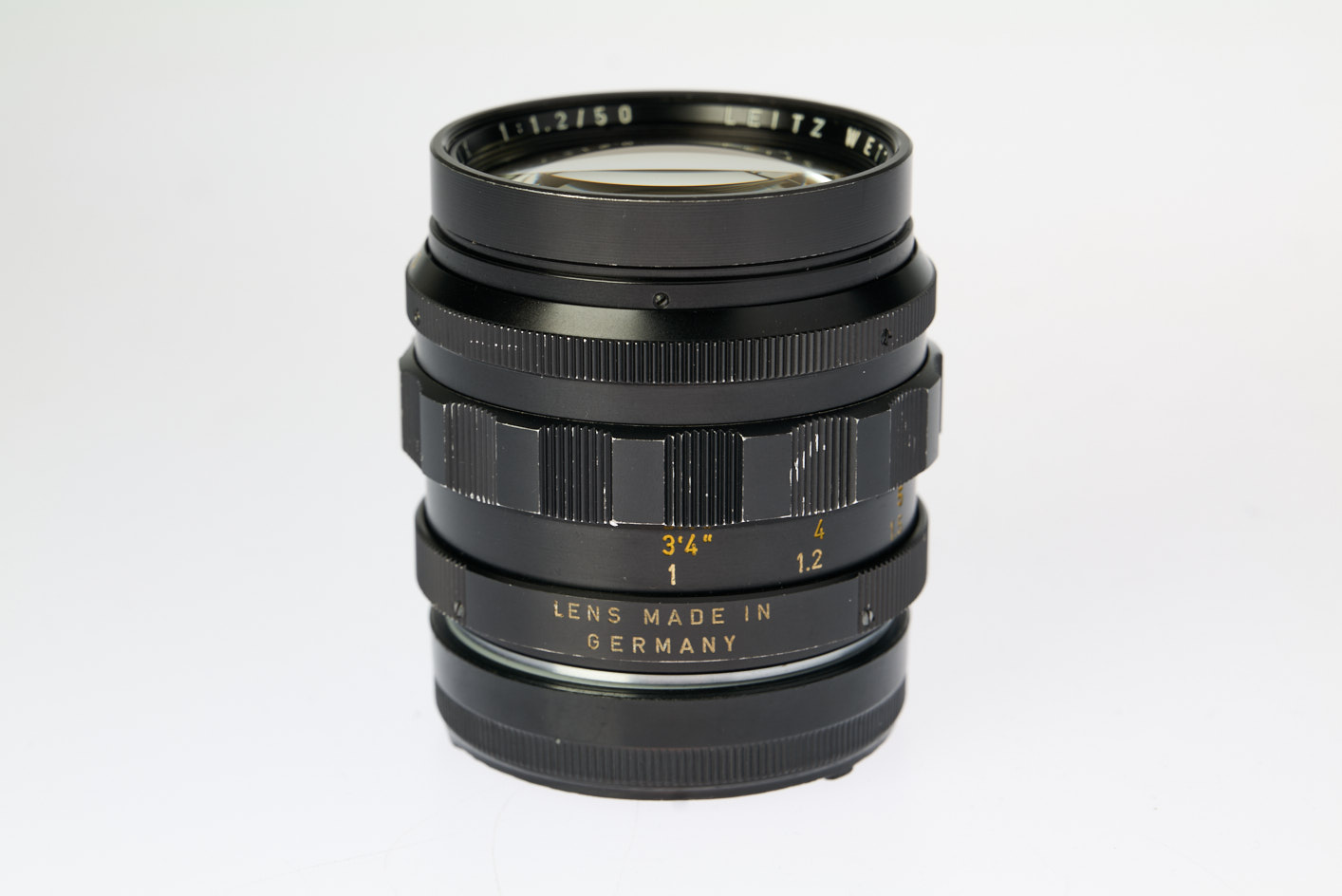 LEITZ NOCTILUX 1,2/50mm mit Gegenlichtblende