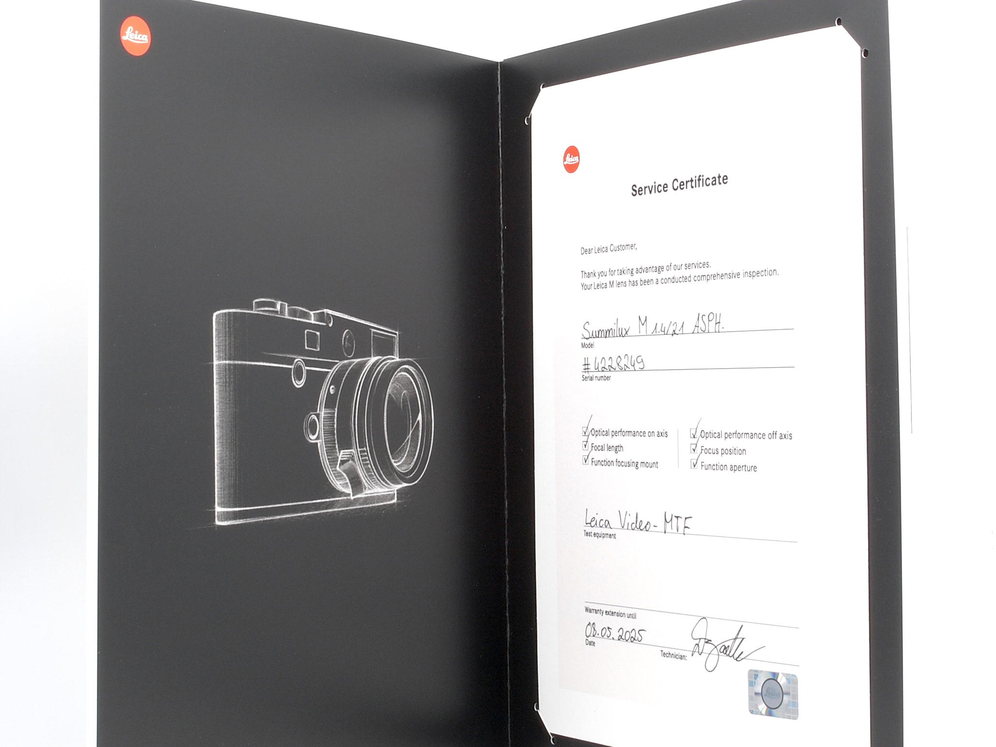 Leica Summilux-M 1.4/21mm ASPH. black 6Bit Leica Summilux-M 1.4/21mm ASPH. black 6Bit