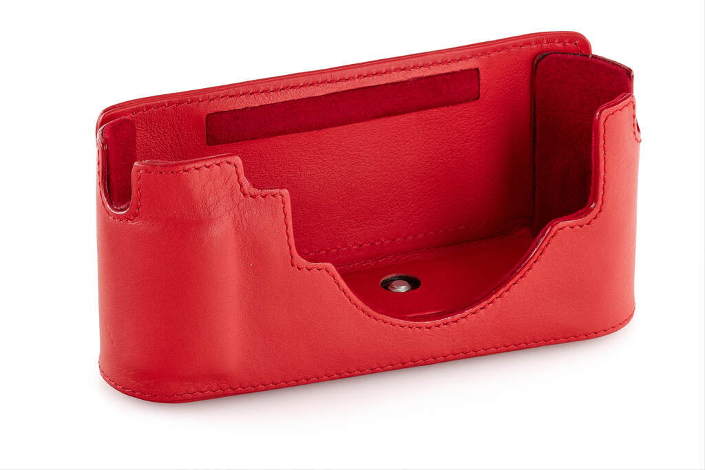Leica 24022 protector M10, red - like new with full guarantee