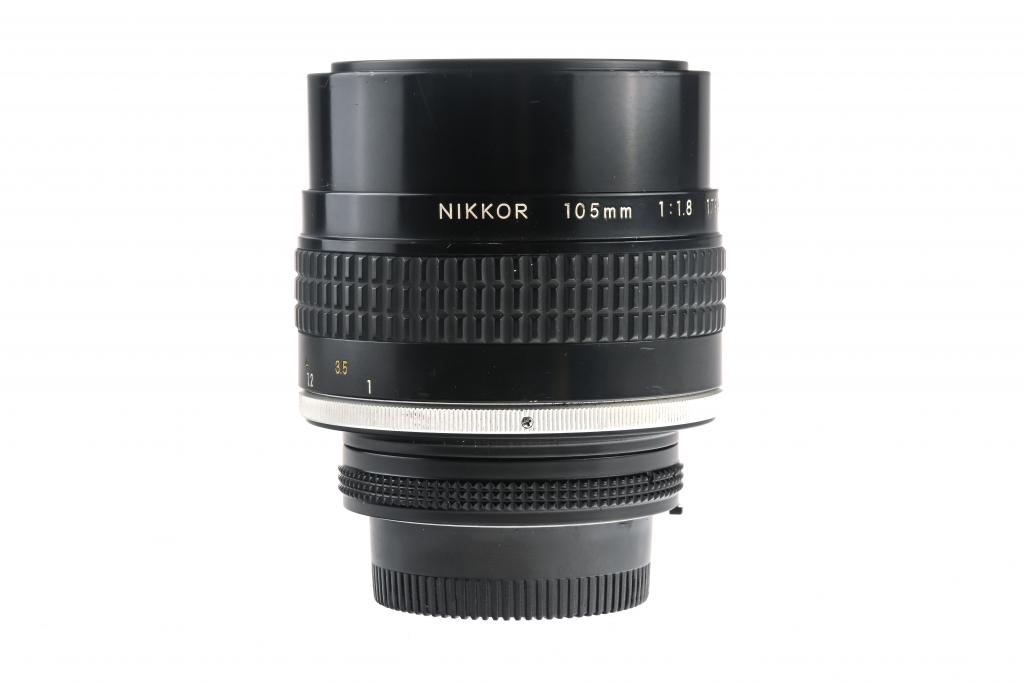 Nikon AI/S 105/1,8 Nikkor