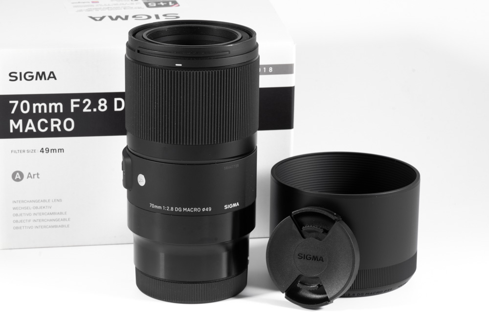 SIGMA 70 mm f2.8 DG Macro. SIGMA 70 mm f2.8 DG Macro.