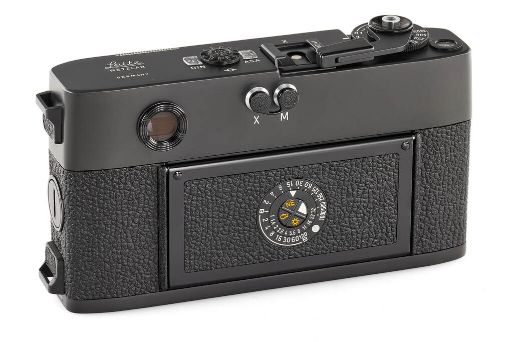 Leica M5 black 2-lug