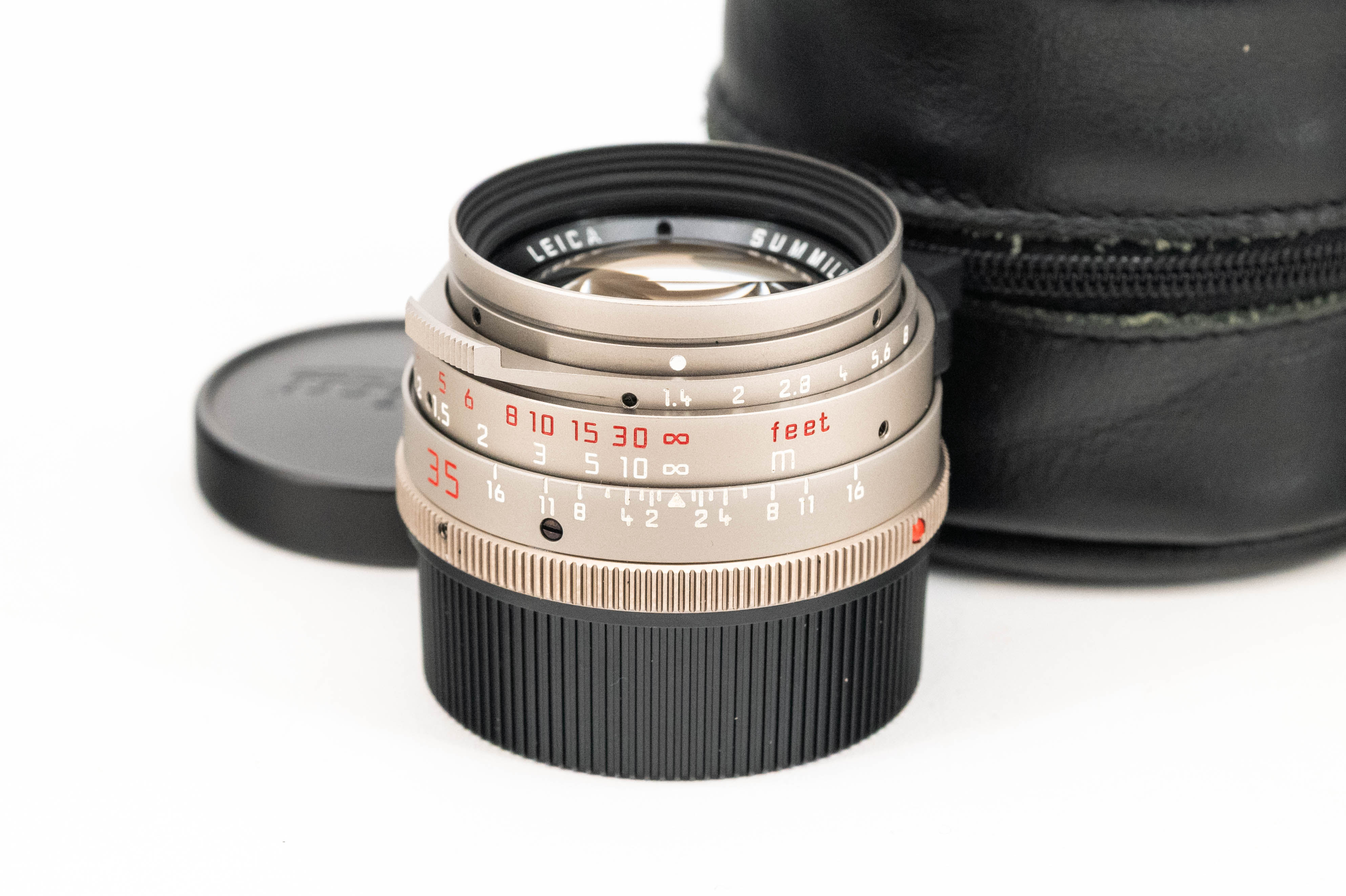 Leica Summilux-M 35mm f/1.4 V2 Titanium 11860