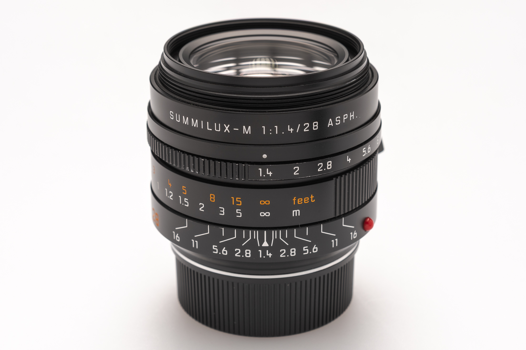 Leica 28mm Summilux-M f/1.4 ASPH., Black Anodized Leica 28mm Summilux-M f/1.4 ASPH., Black Anodized