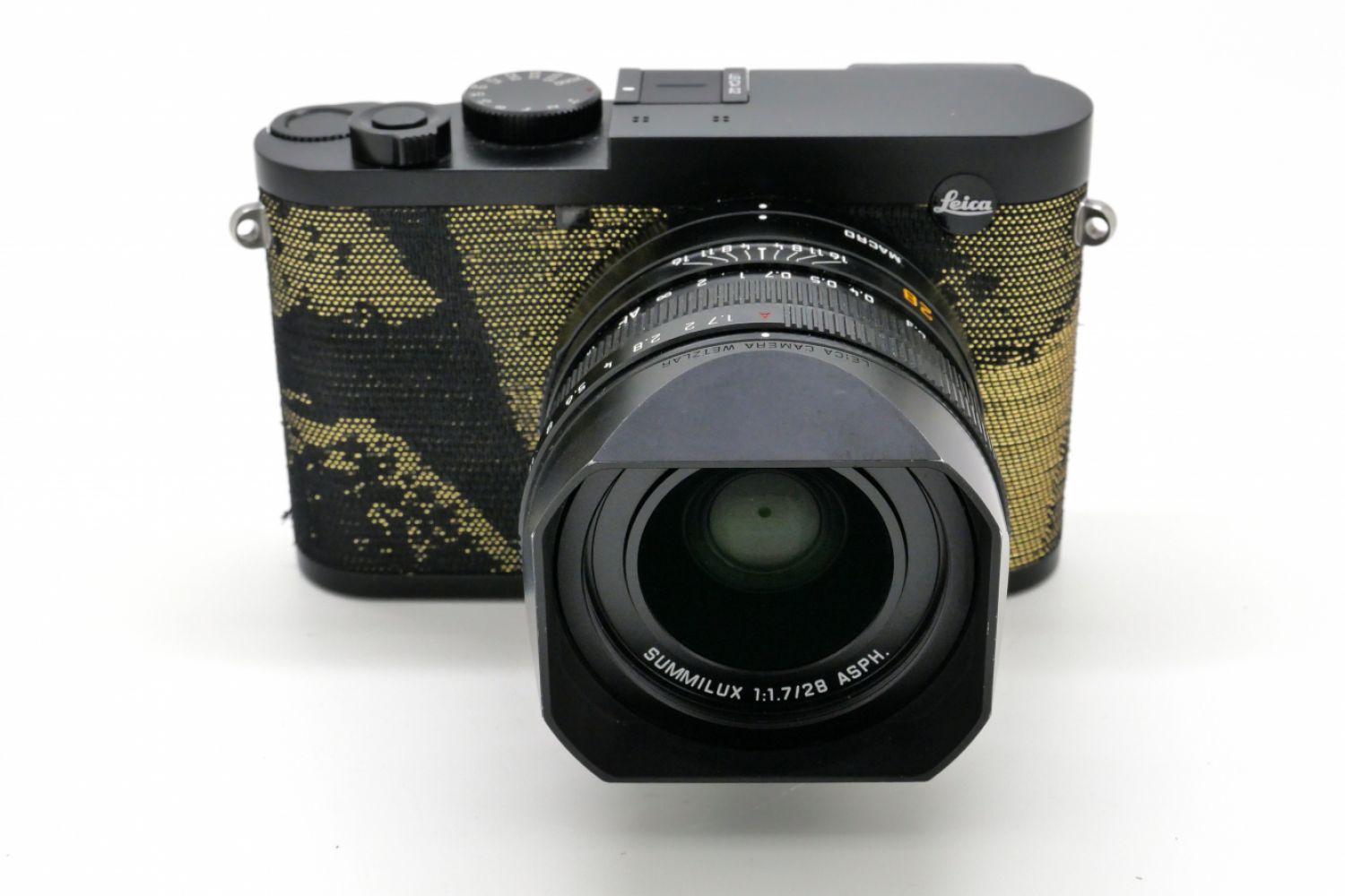 Leica Q2 "Dawn" By Seal