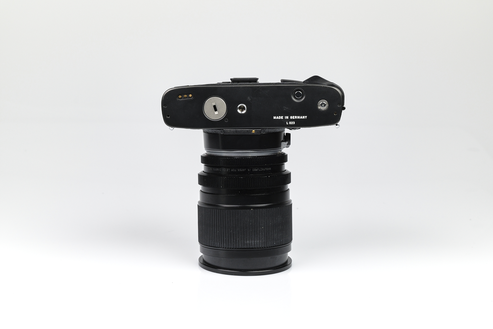 LEICA R-E + 28-70 set