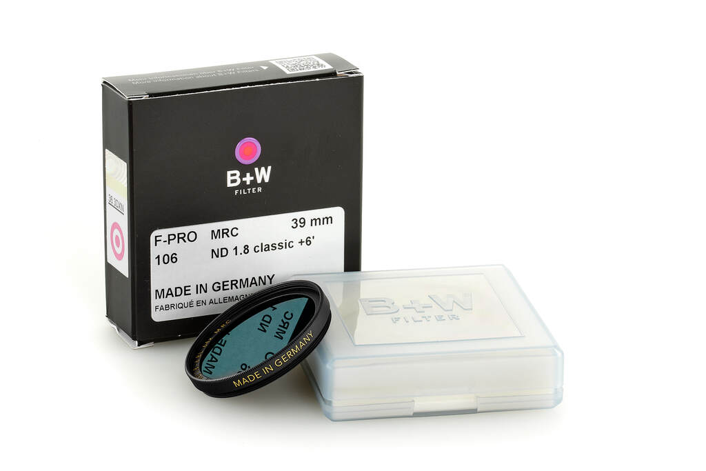 B+W Graufilter 106M 64x E39mm MRC