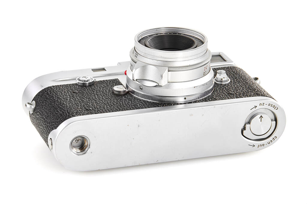 Leica M2 chrome button rewind outfit