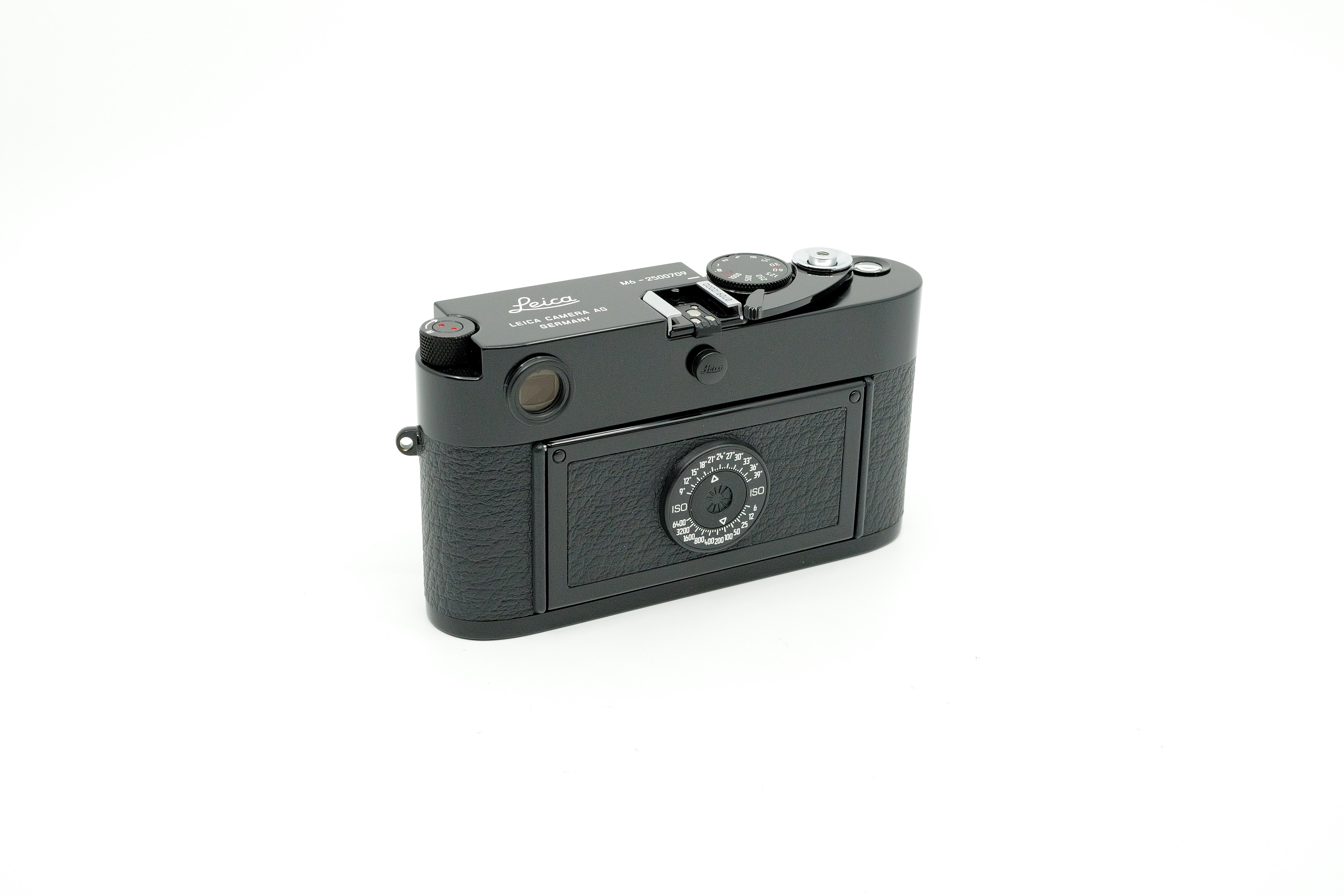 M6 TTL Black Paint Special Edition 'Millennium' 709/2500