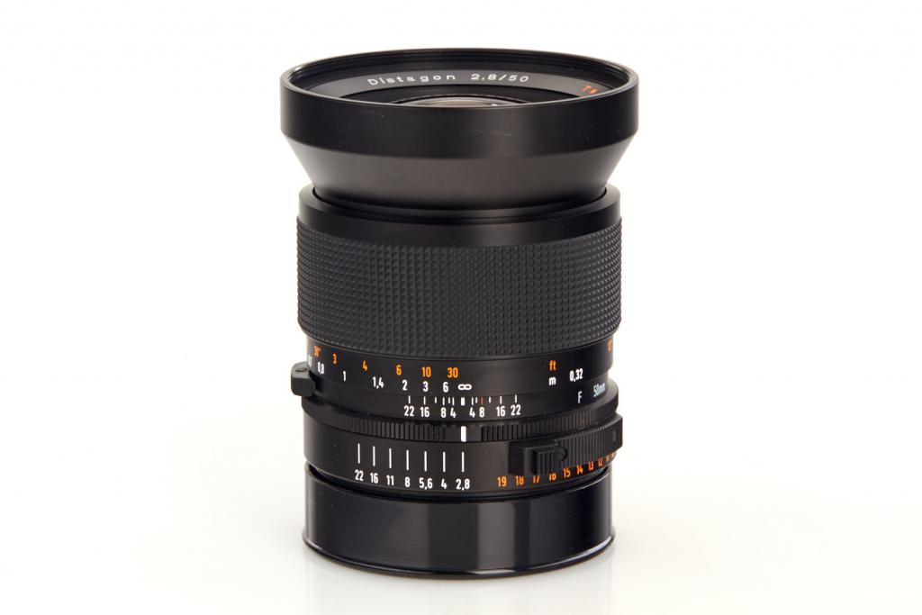Carl Zeiss f. Hasselblad 2000FC 50/2,8 T* Distagon F Carl Zeiss f. Hasselblad 2000FC 50/2,8 T* Distagon F