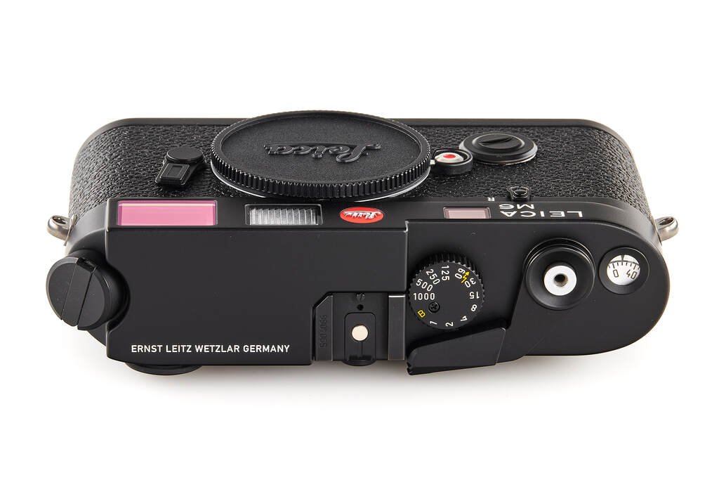 Leica M6 reissued 10557 - like new with 2 year guarantee