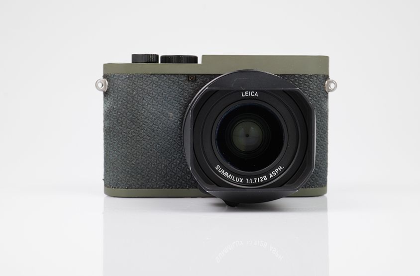 Leica Q2 "Reporter"