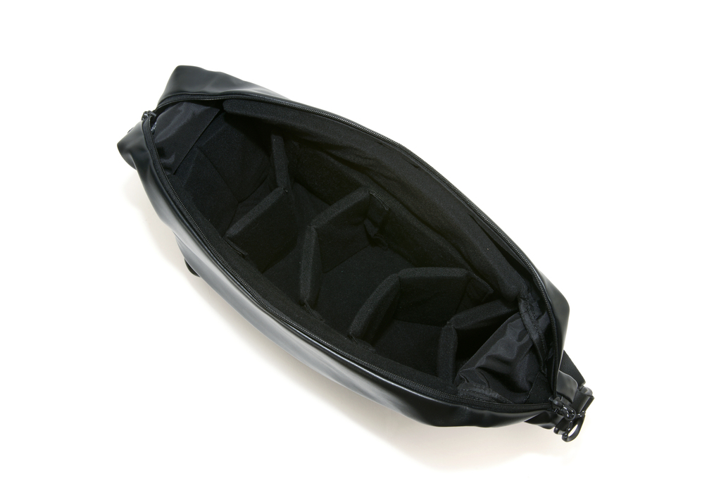 Artisan&Artist PVC leather/Nylon bag ACAM BS0002 BKGY