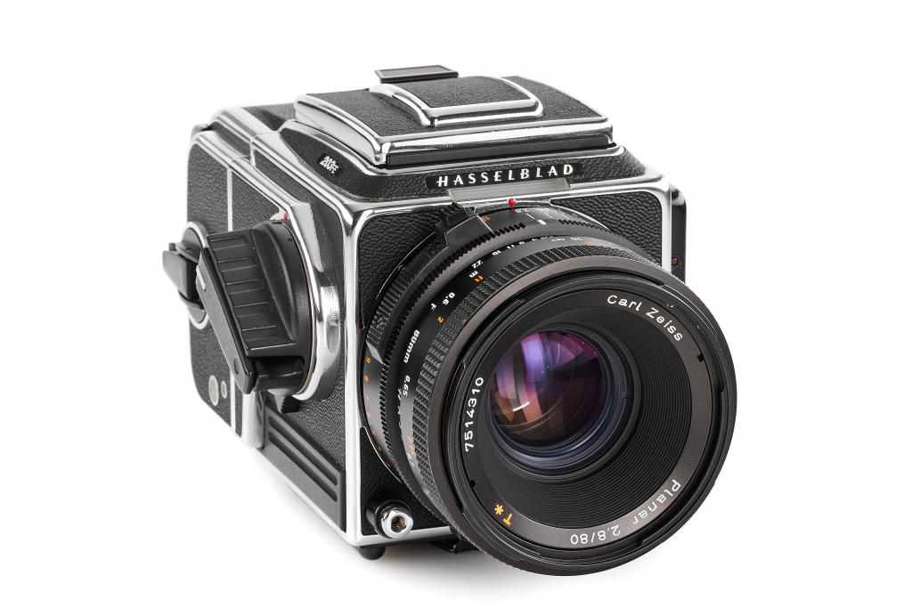 Hasselblad 203 FE chrome outfit