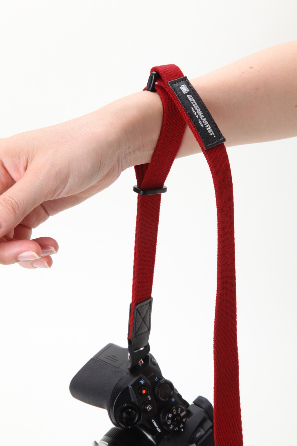 Artisan&Artist Acrylic camera strap ACAM 108 RED