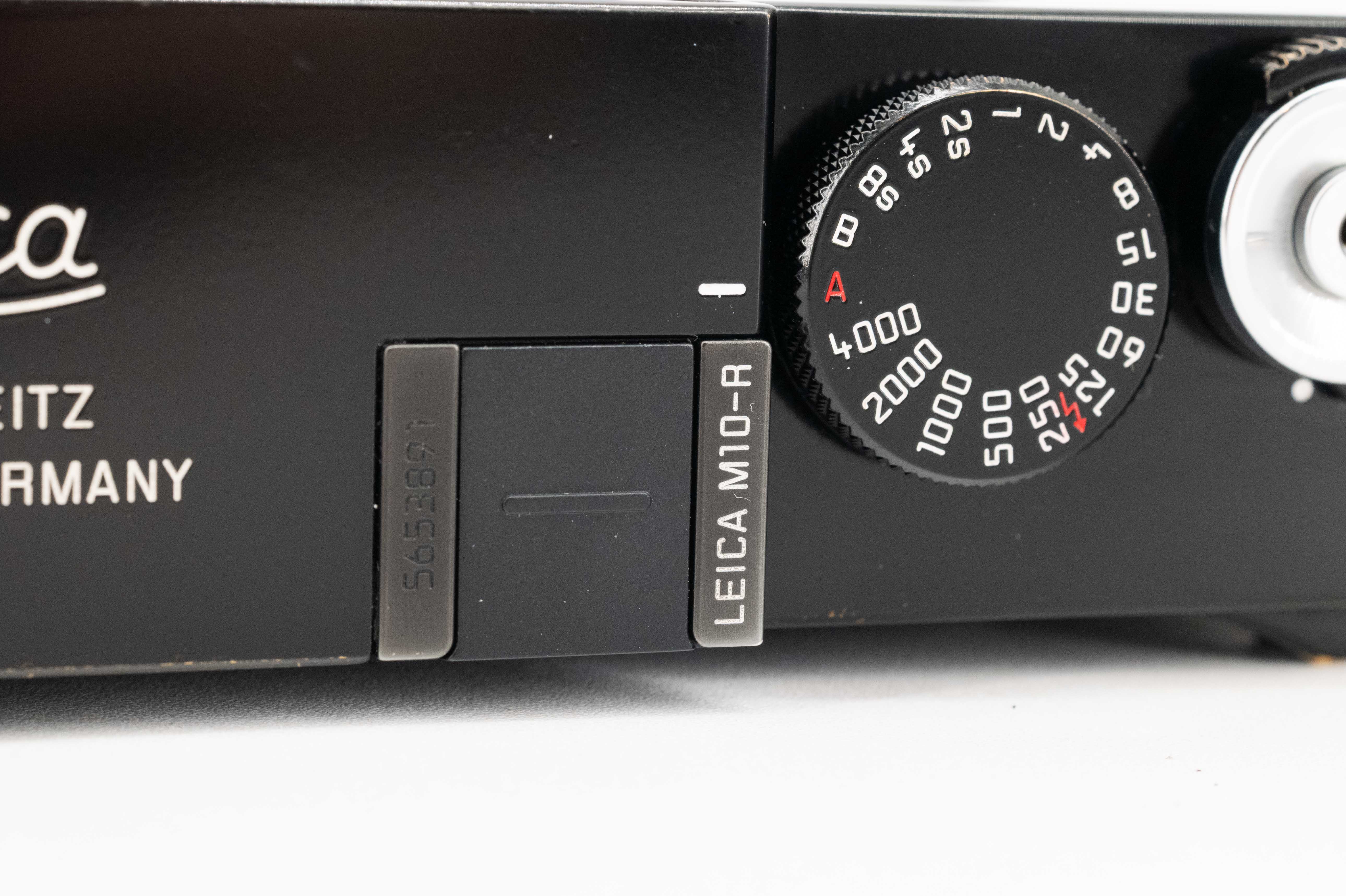 Leica M10-R Black Paint Edition 20062