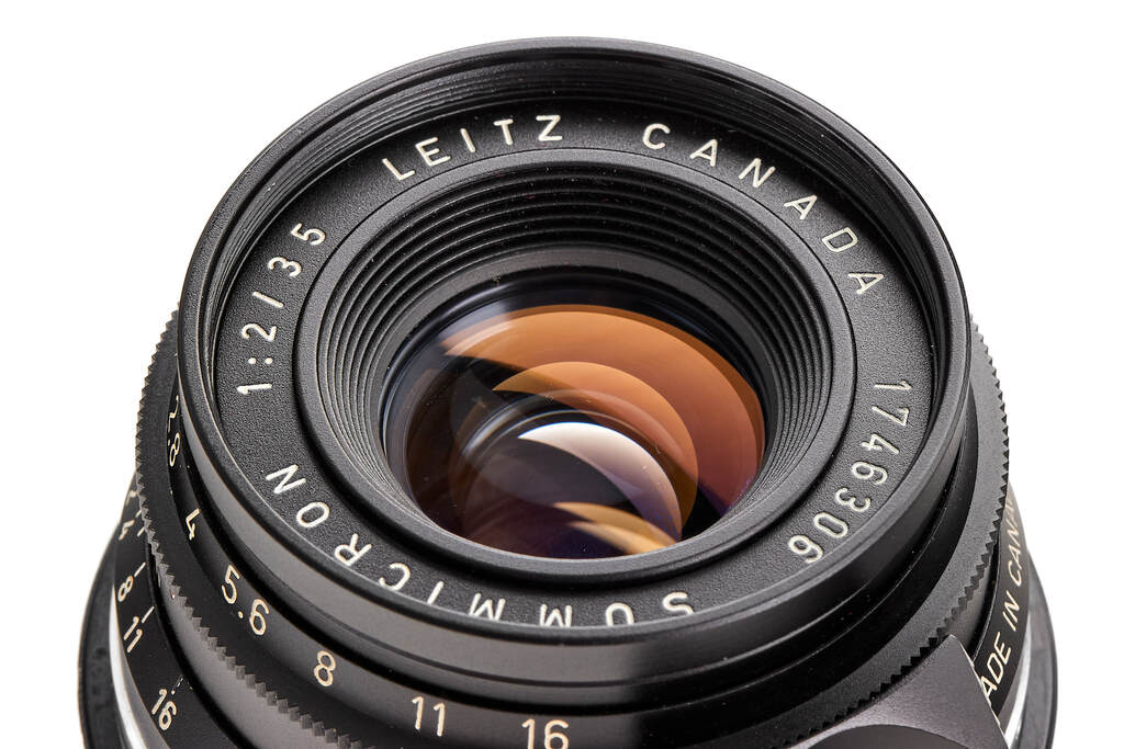 Leica Summicron 11308 8-element 2/35mm Black