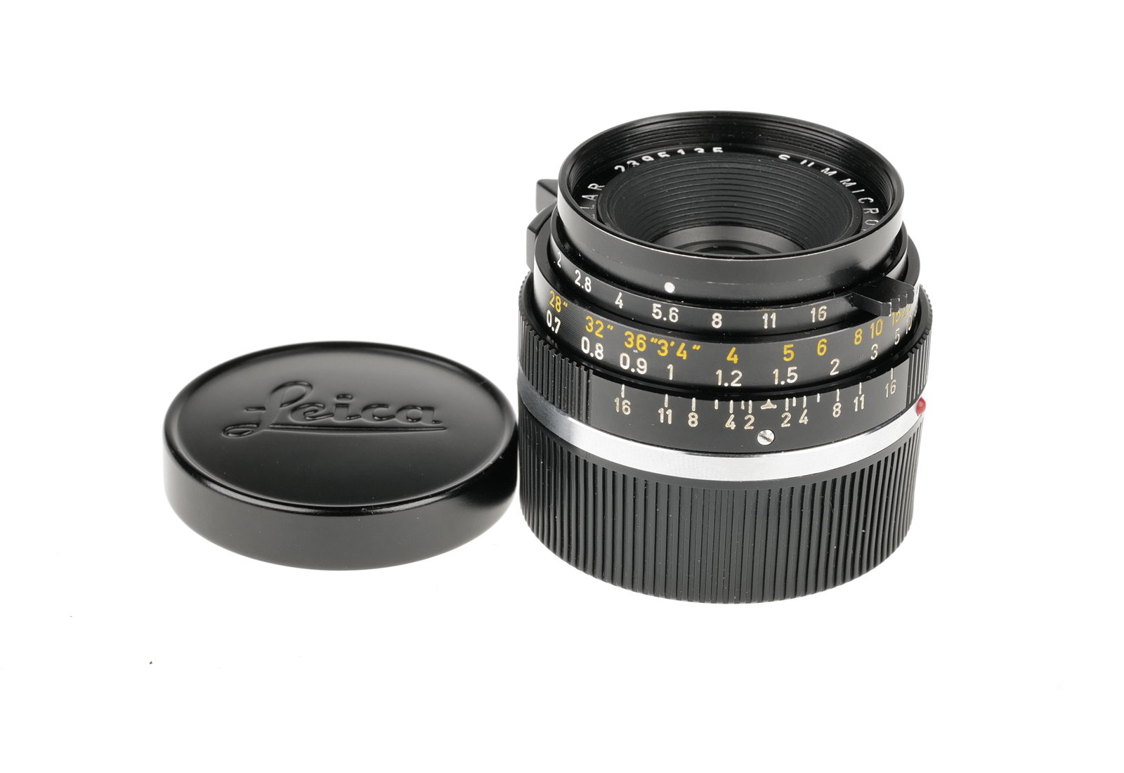 Leica Summicron 1:2/35mm, black