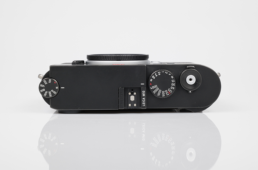LEICA M10, black chrome-plated