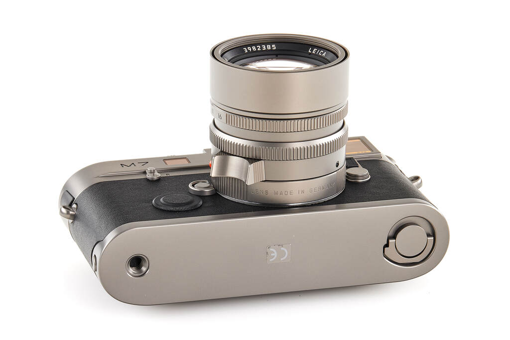 Leica M7 10570 "50 Years of Leica M System" Titan set