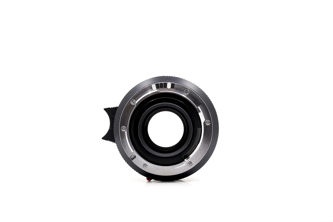 Leica SUMMILUX-M 1.4/35 ASPH., "Close Focus"