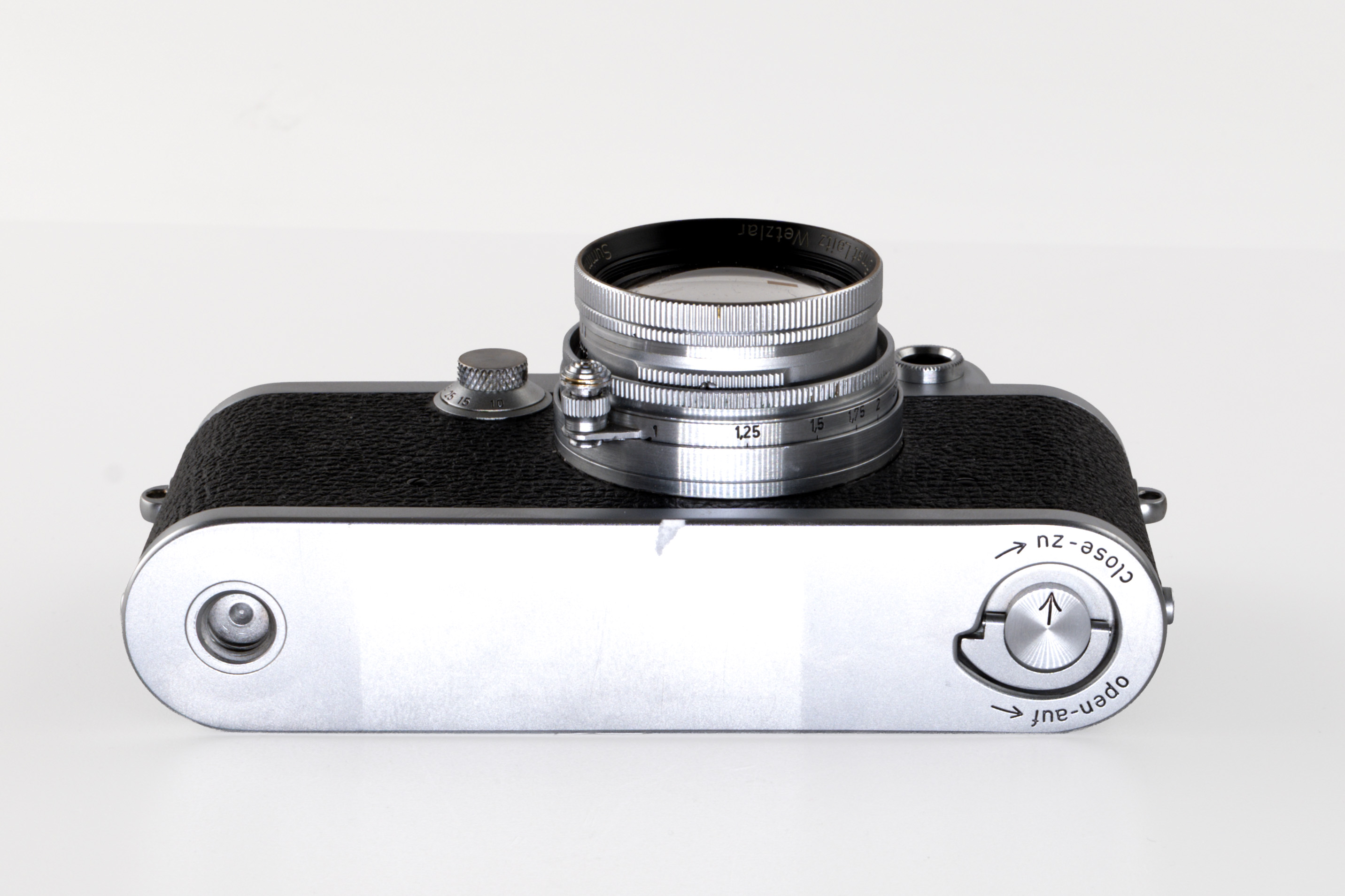 Leica IIIf Red Scale with Summitar 5cm F/2