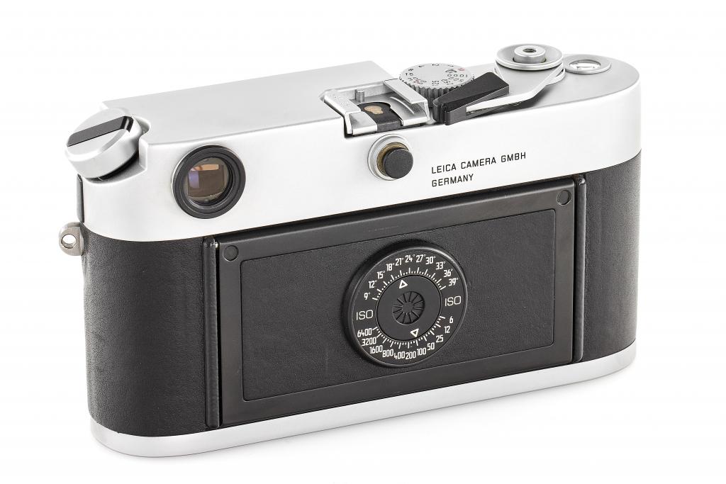 Leica M6 "Traveller" Edition outfit