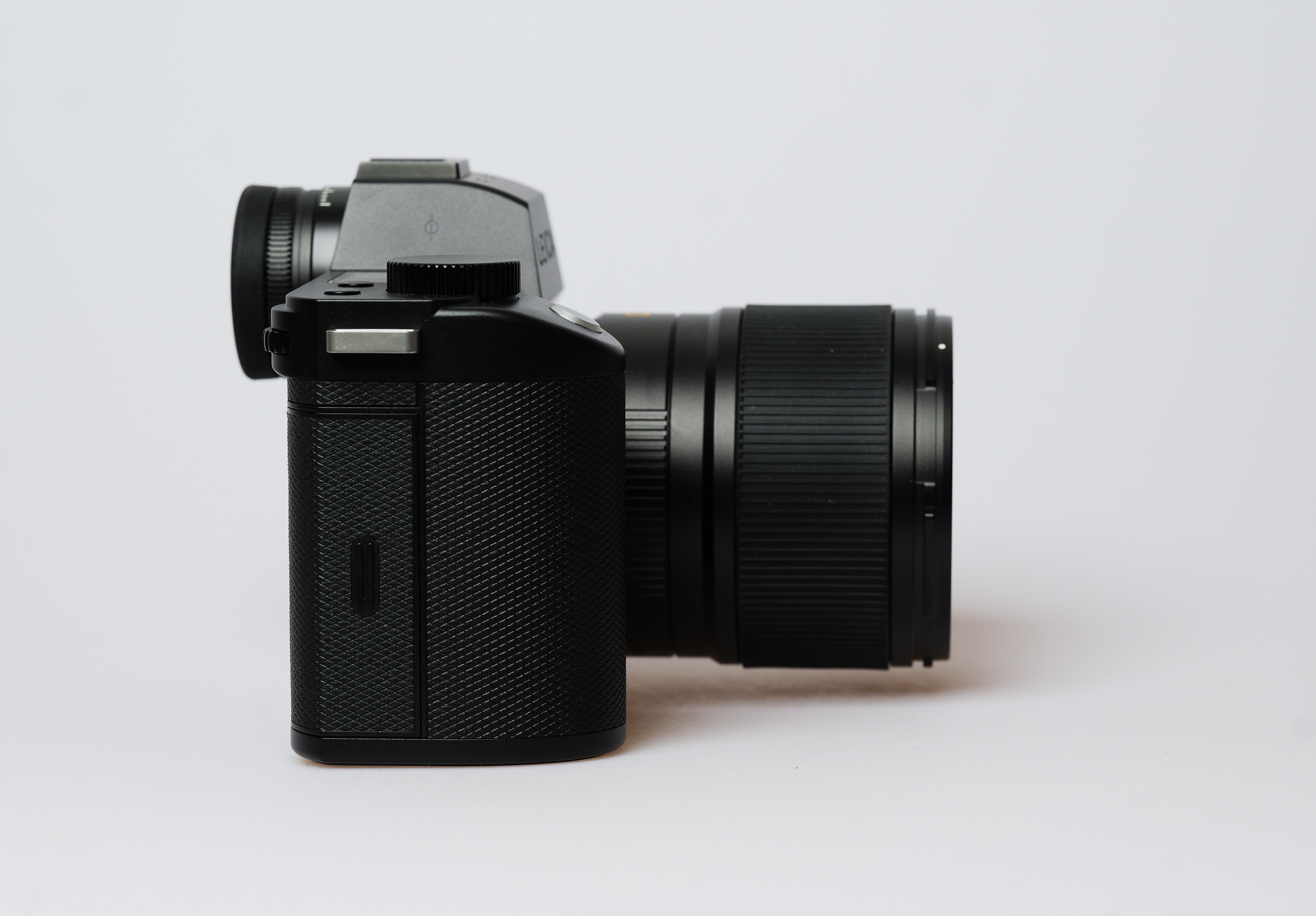 LEICA SL2-S + 50 Summicron SL