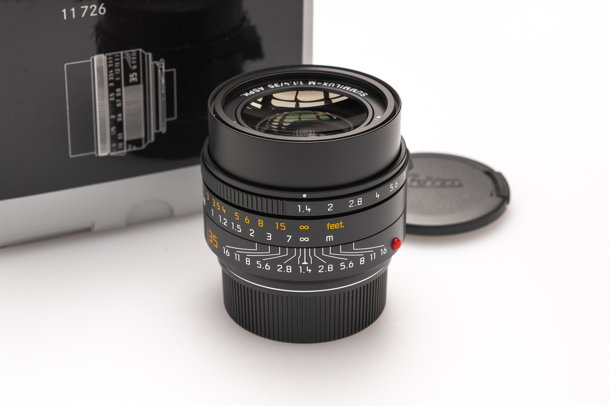 Leica 35mm Summilux-M f/1.4 ASPH, Black Anodized Leica 35mm Summilux-M f/1.4 ASPH, Black Anodized